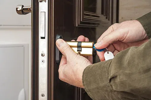 Springfield OH Locksmiths Store Springfield, OH 937-353-4218 Springfield OH Locksmiths Store Springfield, OH 937-353-4218 - emergency-unlock